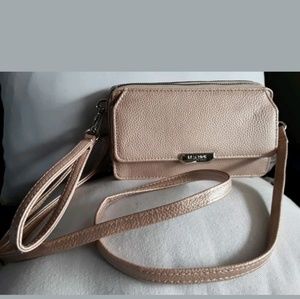 Kenneth Cole crossbody wallet purse